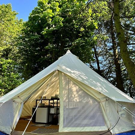 Rosabell Bell Tent At Herigerbi Park Grantham Zewnętrze zdjęcie