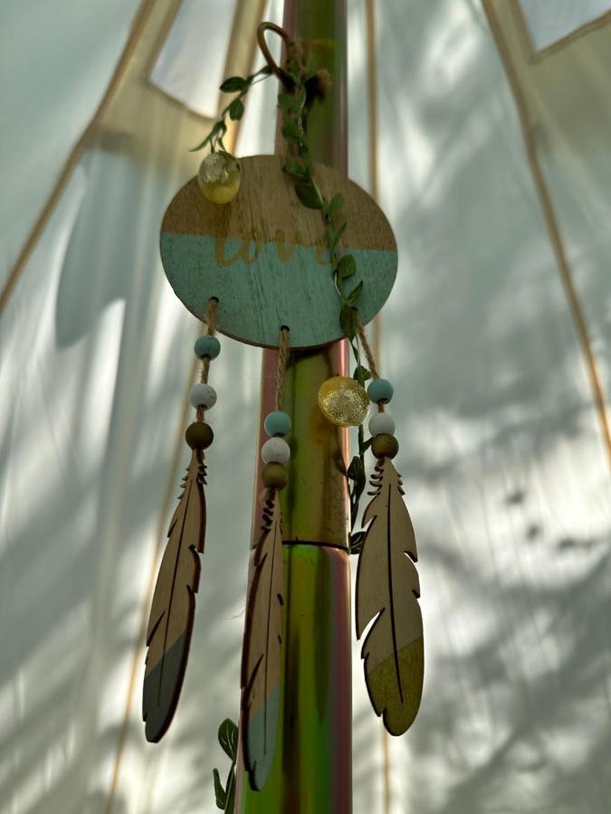 Rosabell Bell Tent At Herigerbi Park Grantham Zewnętrze zdjęcie